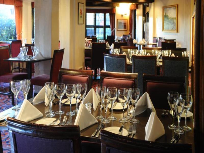 Thatchers East Horsley Esterno foto