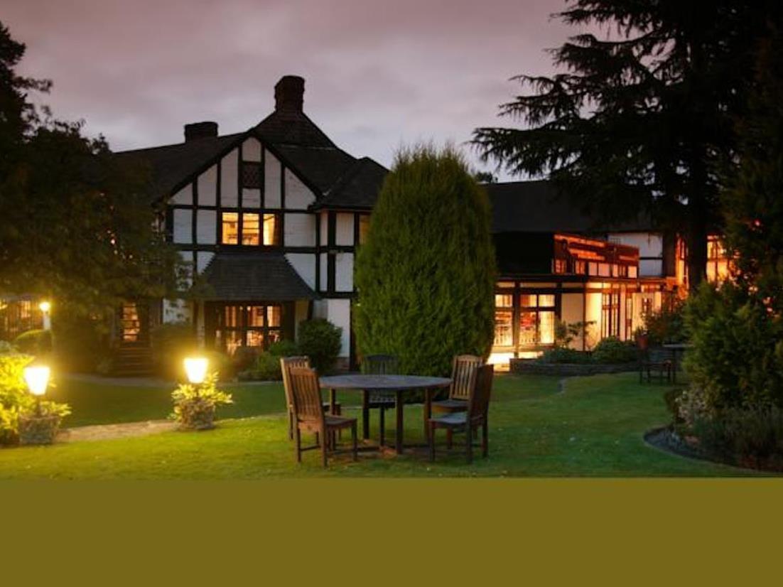 Thatchers East Horsley Esterno foto