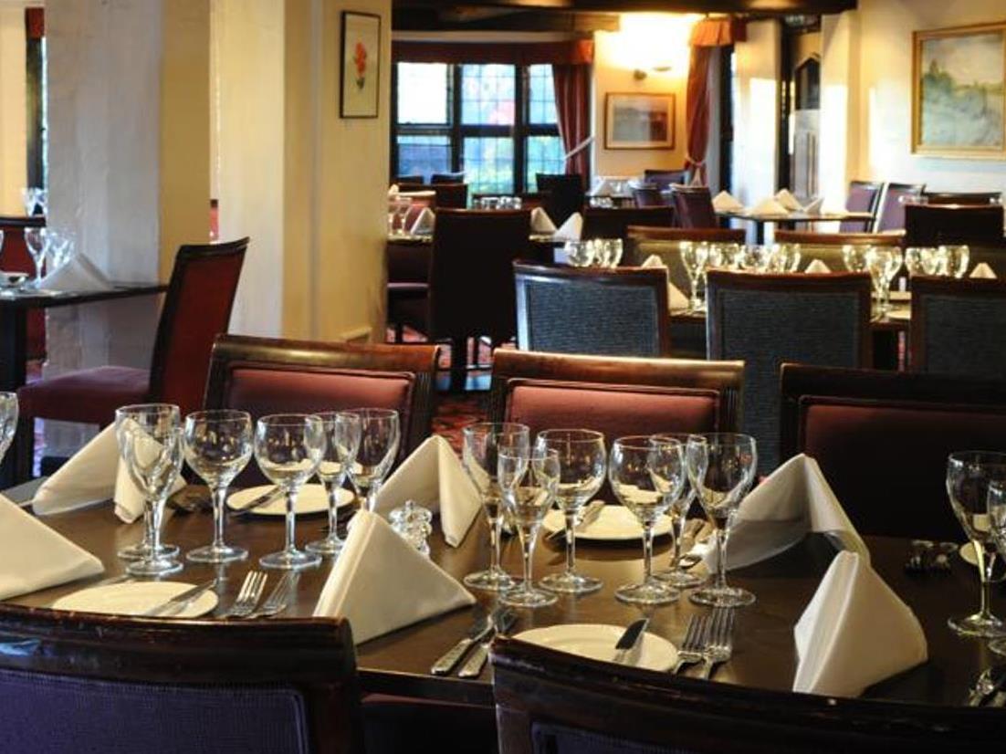 Thatchers East Horsley Esterno foto